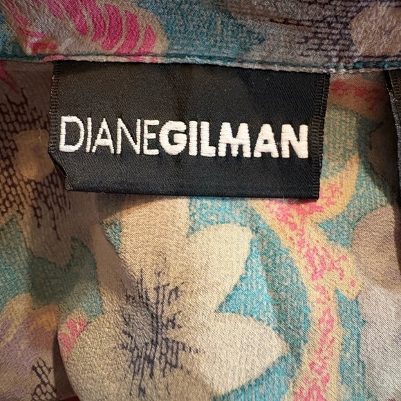 Diane Gilman Pink and Green Button Down Shirt Floral Design 100% silk - Picture 8 of 9